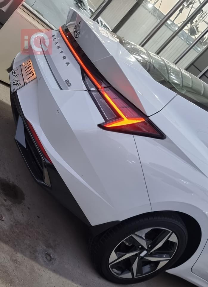 هیوندای ئەلەنترا